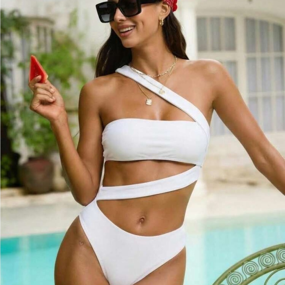 White One-Shoulder Women's Swimsuit